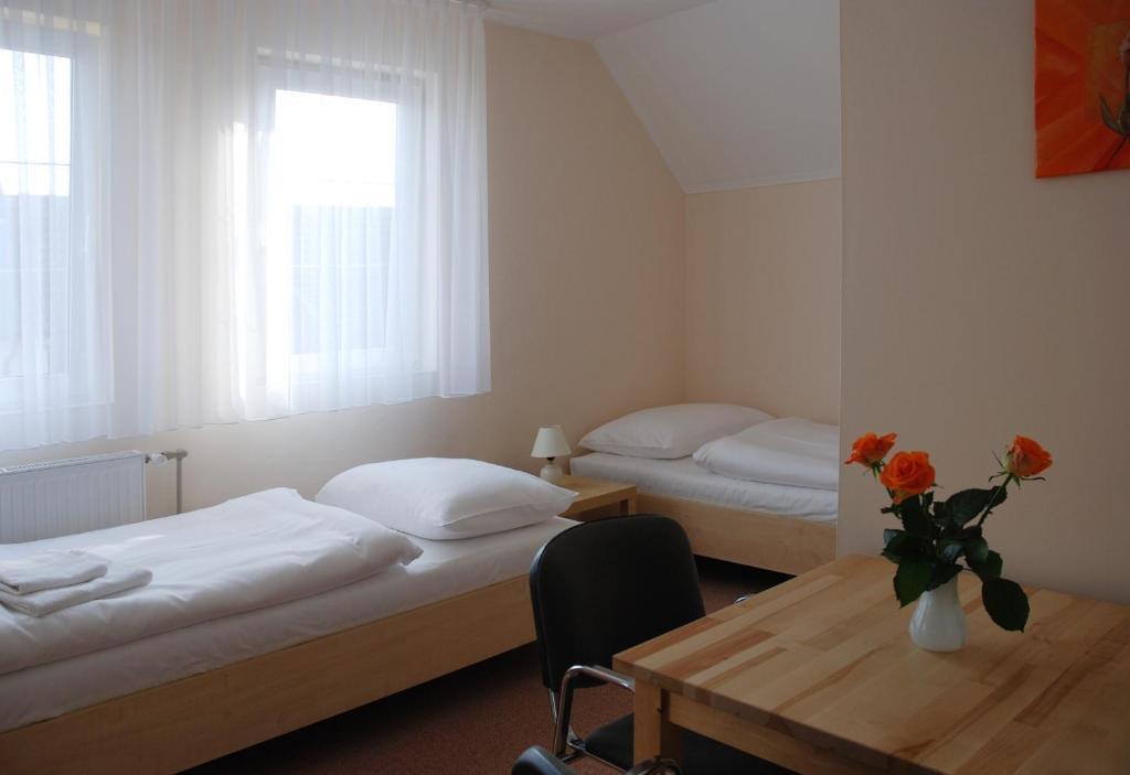 Penzion Duo Mladá Boleslav Chambre photo